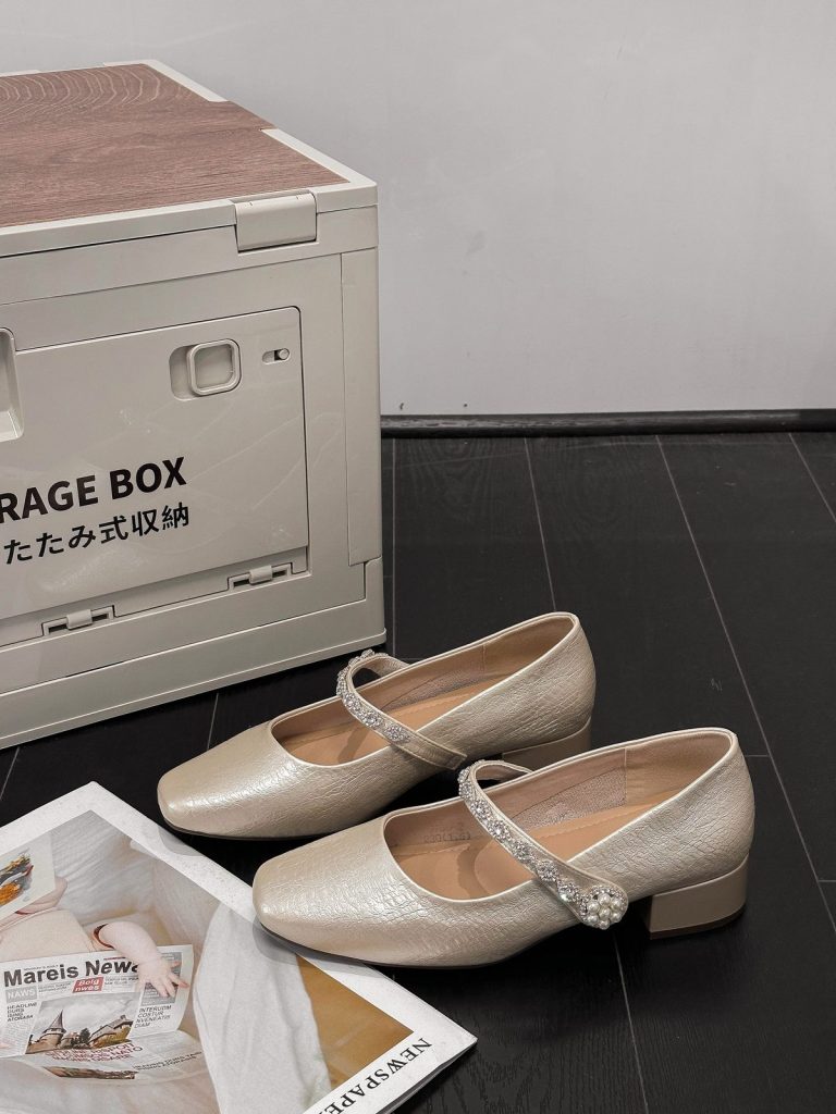 Mary Jane Shoe Style 014
