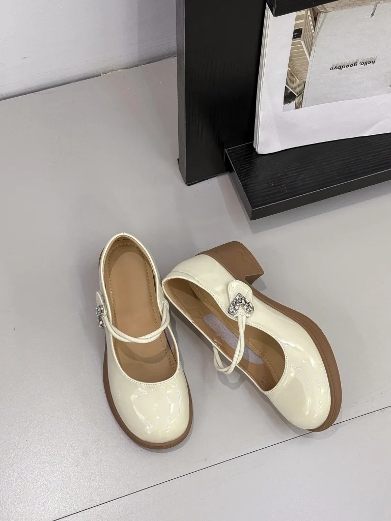 Mary Jane Shoe Style 053